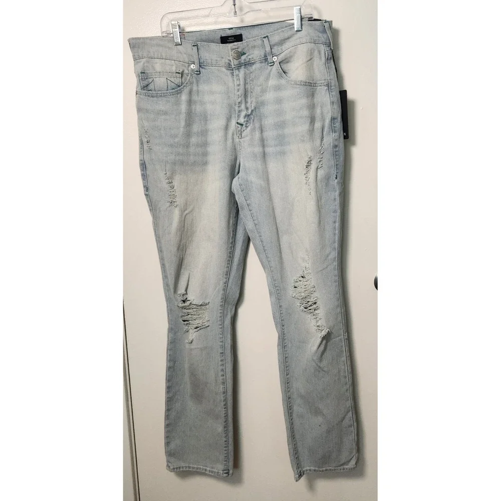 True Religion NWT Men's Geno Distressed Slim Jeans 34x32 Destroyed Light Endless